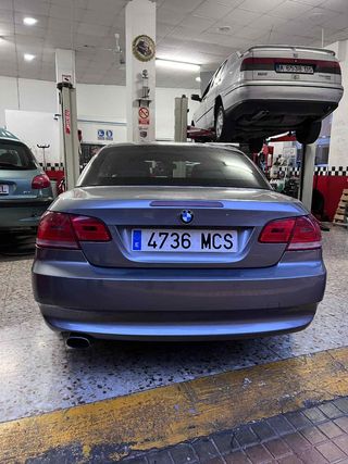 BMW 320 d 2010