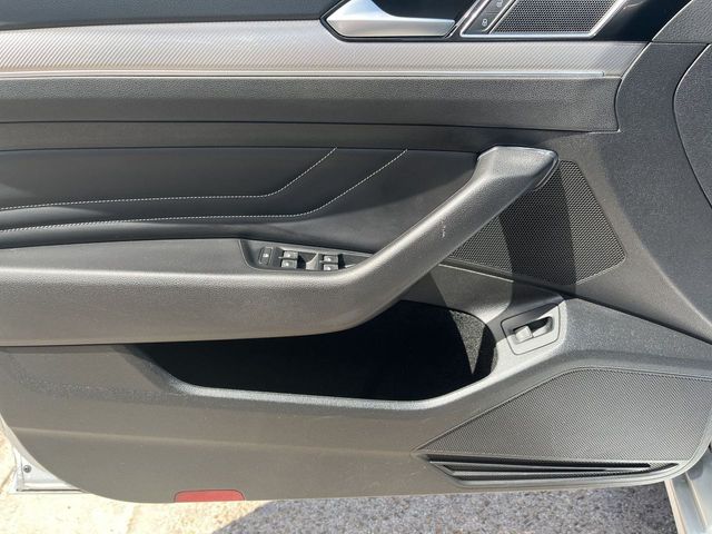 VOLKSWAGEN Passat RLine 2.0 TDI 110kW 150CV DSG