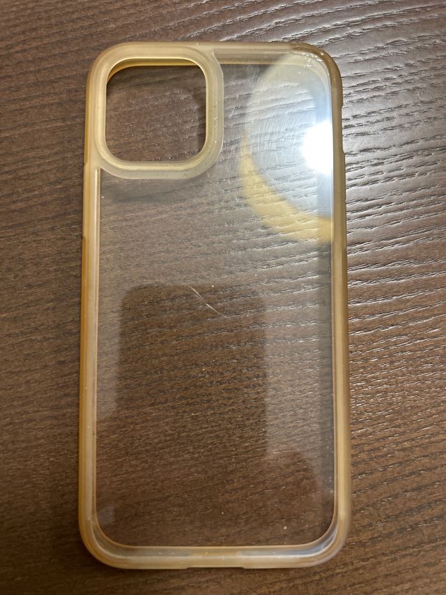 Funda Spigen iPhone 12 - Transparente