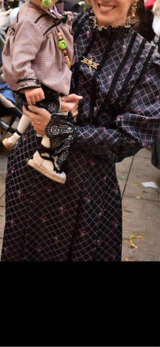 Traje regional mujer - Negro y morado