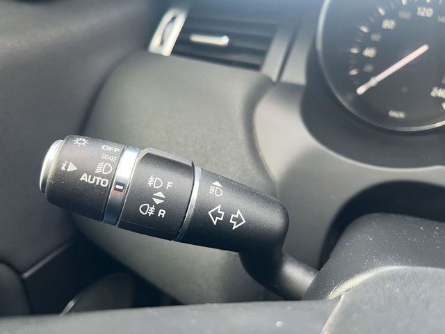 LAND-ROVER Range Rover Evoque 2.0L TD4 Diesel 110kW 150CV 4x4 SE