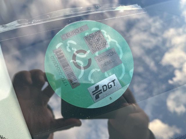 LAND-ROVER Range Rover Evoque 2.0L TD4 Diesel 110kW 150CV 4x4 SE