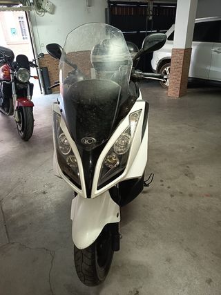 Kymco Superdink 300i ABS - Scooter