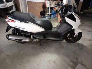 Kymco Superdink 300i ABS - Scooter