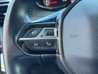 PEUGEOT 2008 Active Pack BlueHDI 81kW 110CV