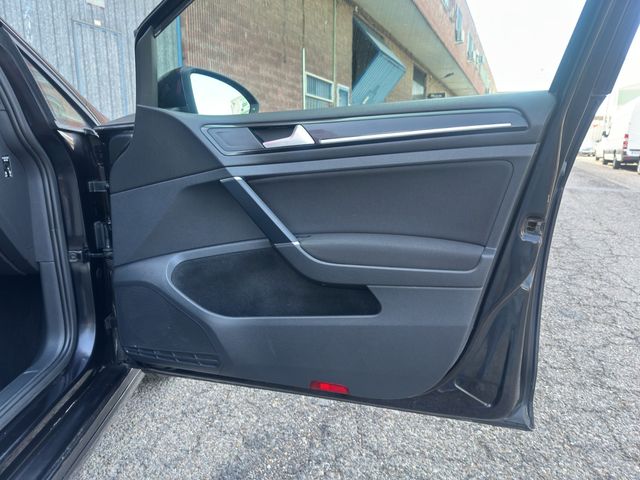 VOLKSWAGEN Golf Sport 1.6 TDI 105cv BMT