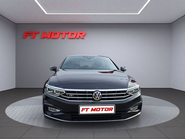 VOLKSWAGEN Passat RLine 2.0 TDI 110kW 150CV DSG