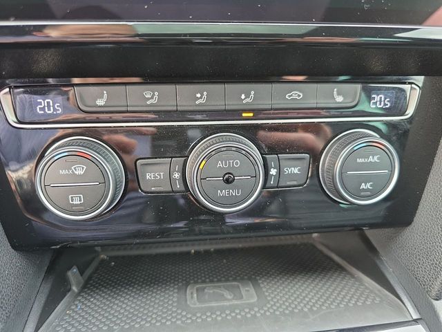 VOLKSWAGEN Passat RLine 2.0 TDI 110kW 150CV DSG