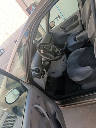 Citroen Grand C4 Picasso 2009