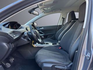 PEUGEOT 308 5p Allure BlueHDI 130 SS
