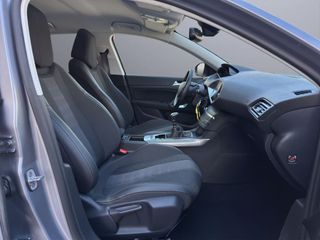 PEUGEOT 308 5p Allure BlueHDI 130 SS