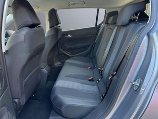 PEUGEOT 308 5p Allure BlueHDI 130 SS