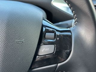 PEUGEOT 308 5p Allure BlueHDI 130 SS