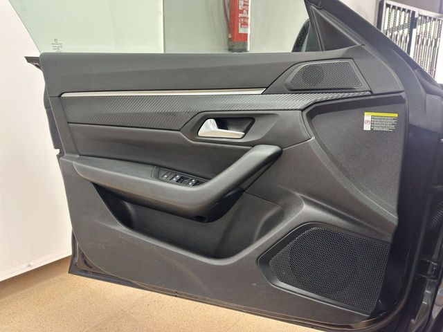 PEUGEOT 508 5P Business Line BlueHDi 96kW SS EAT8