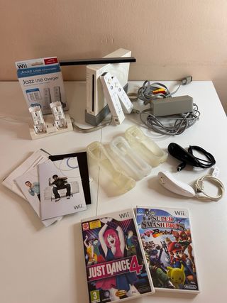 Nintendo Wii blanca + accesorios
