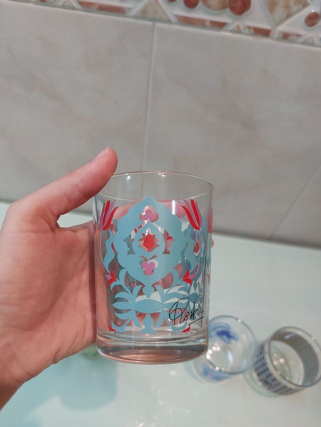 Vários óculos de design da Nocilla