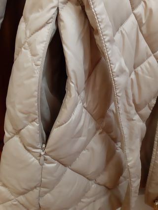 Abrigo acolchado Pedro del Hierro beige