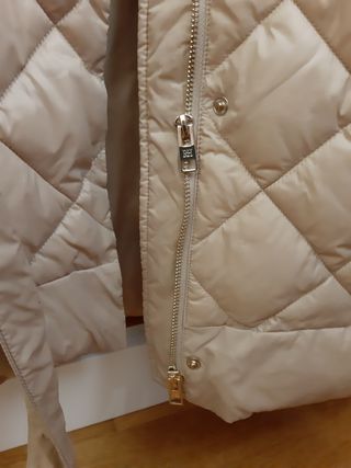 Abrigo acolchado Pedro del Hierro beige