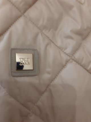 Abrigo acolchado Pedro del Hierro beige
