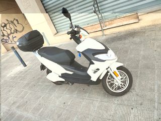 Moto eléctrica Efun Lipo 70