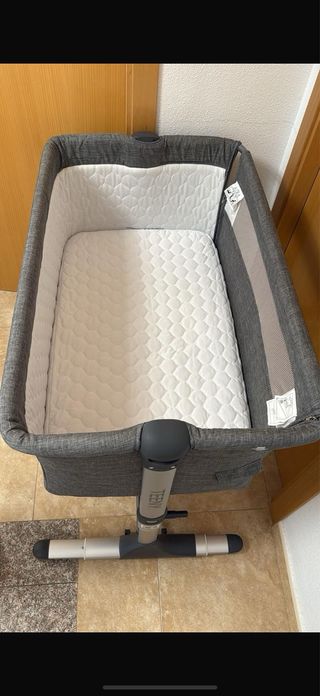 Mini cuna colecho Marca Teeny