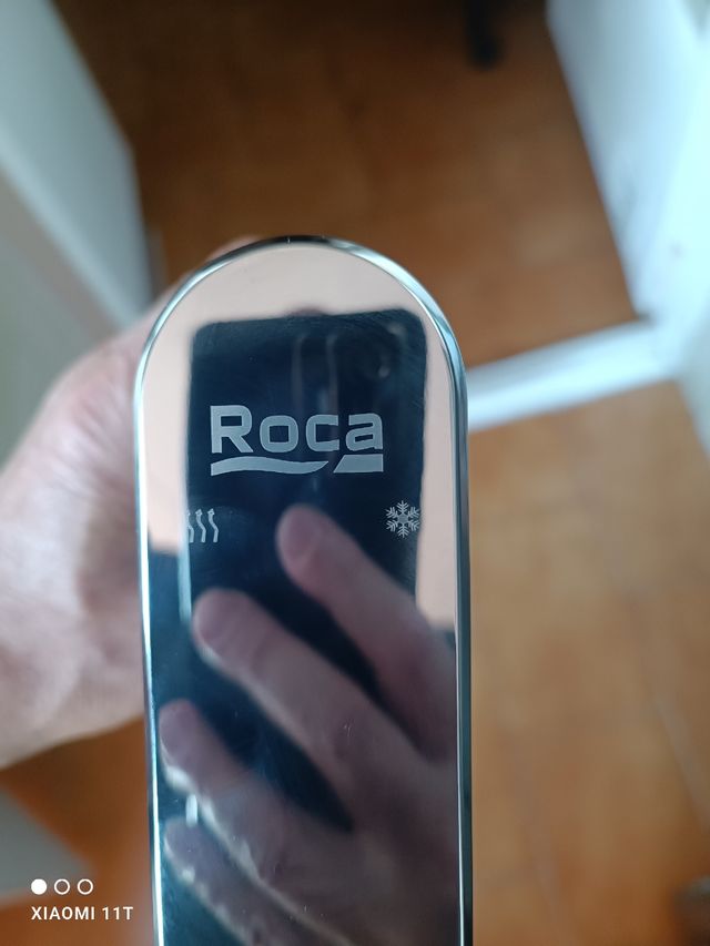 lote de grifos de baño hay 50 unidades