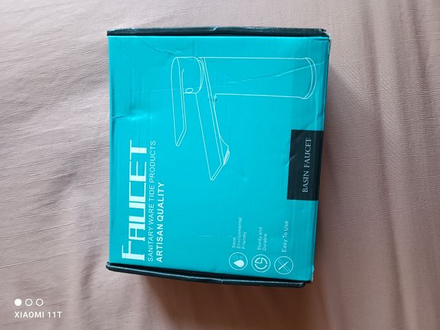 lote de grifos de baño hay 50 unidades