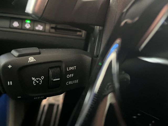 PEUGEOT 5008 1.5 BlueHDi 96kW SS GT Pack EAT8