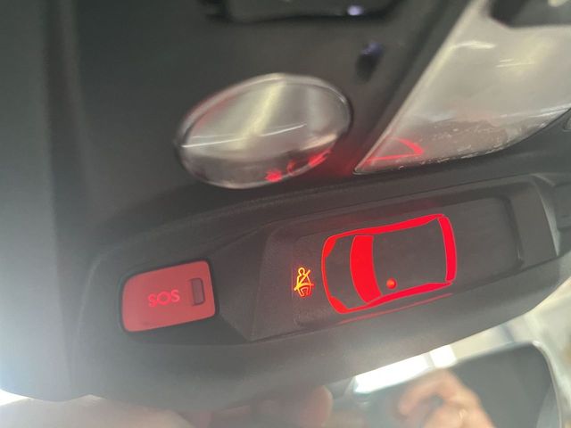 PEUGEOT 5008 1.5 BlueHDi 96kW SS GT Pack EAT8