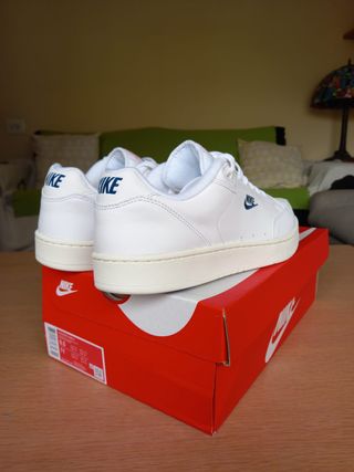 Zapatillas Nike Grandstand II blancas