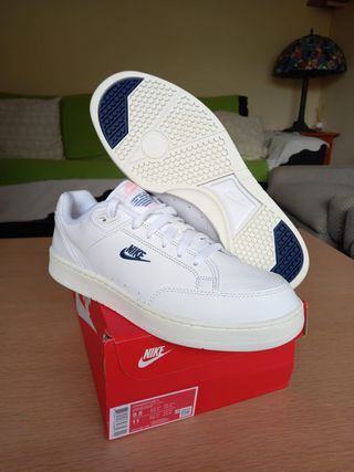Zapatillas Nike Grandstand II blancas