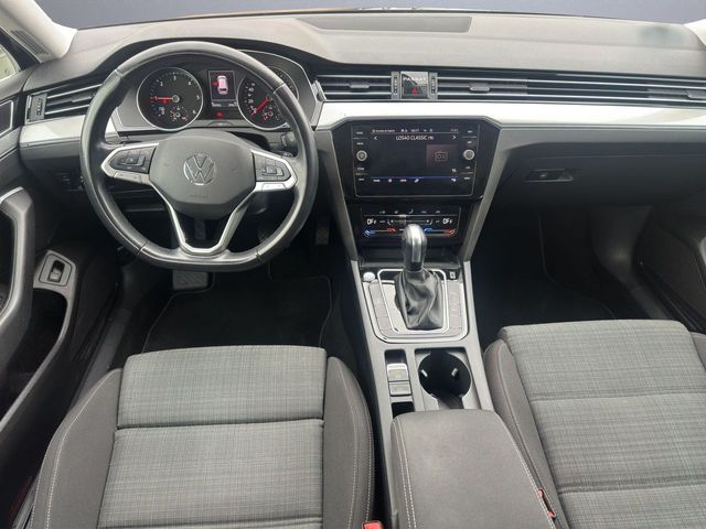 VOLKSWAGEN Passat Variant Executive 2.0 TDI 110kW DSG