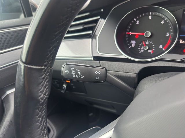 VOLKSWAGEN Passat Variant Executive 2.0 TDI 110kW DSG