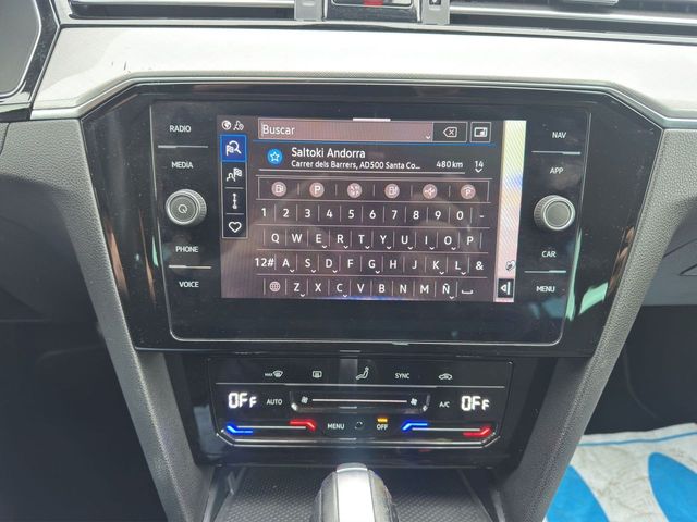 VOLKSWAGEN Passat Variant Executive 2.0 TDI 110kW DSG