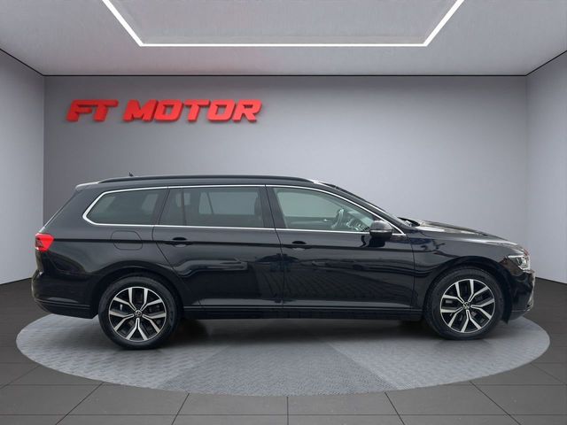 VOLKSWAGEN Passat Variant Executive 2.0 TDI 110kW DSG