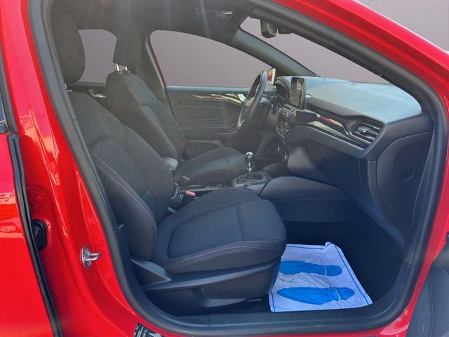 FORD Focus 1.0 Ecoboost 92kW STLine