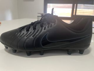 Botas Nike Jr. Tiempo Legend 10 FG nuevas 