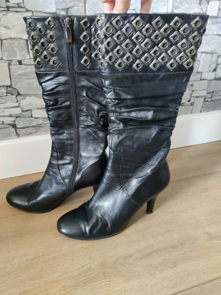 Botas altas negras tacón