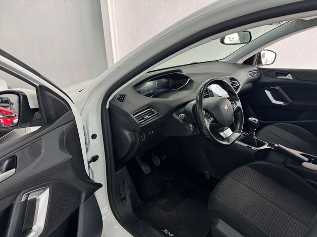 Peugeot 308 2020