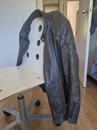 Chaqueta cuero moto Revit Urban Cordite talla 54.