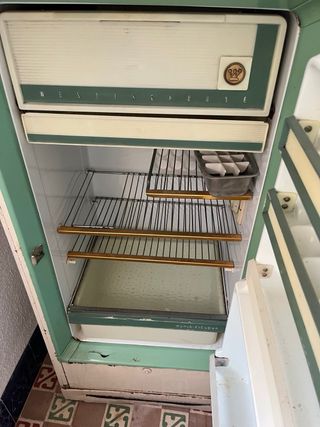 Nevera Westinghouse antigua