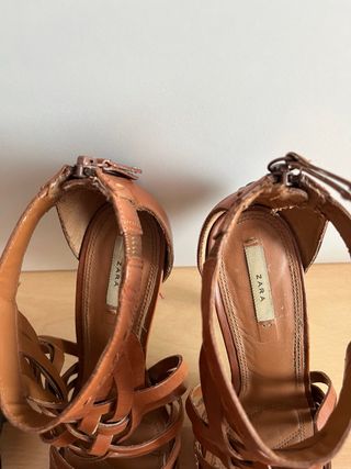 Sandalias de tacón de Zara – Talla 38 – Marrón