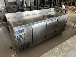 Lavello professionale acciaio inox con frigoriferi