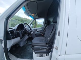Mercedes-Benz Sprinter 2011