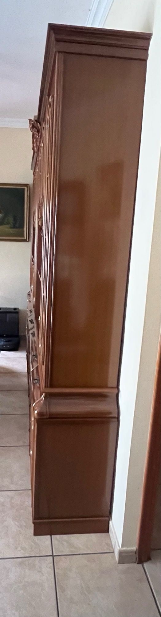 Mueble salón madera - Vitrina