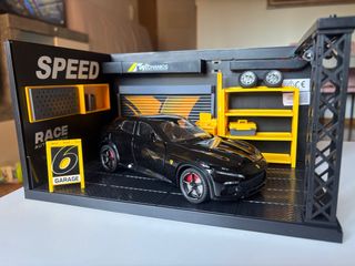 Garage Ferrari in miniatura