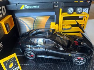 Garage Ferrari in miniatura