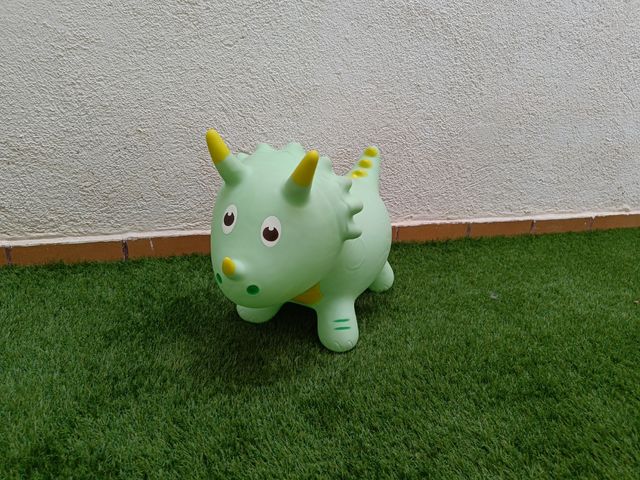 Saltarín Triceratops infantil