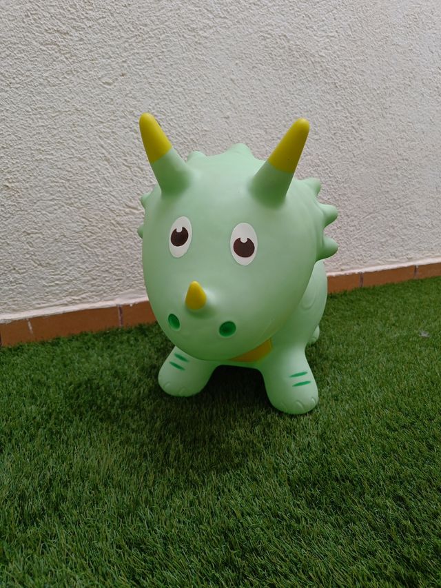 Saltarín Triceratops infantil