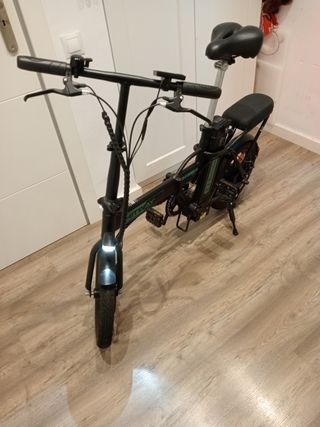 Bicicleta eléctrica plegable